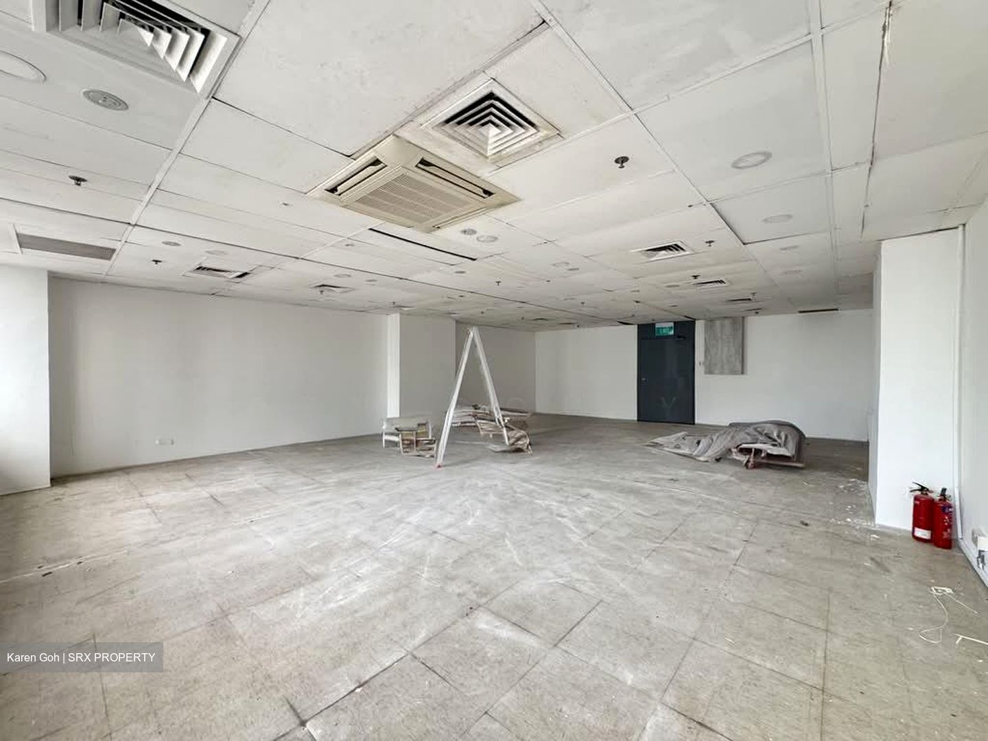International Plaza (D2), Office #572067971